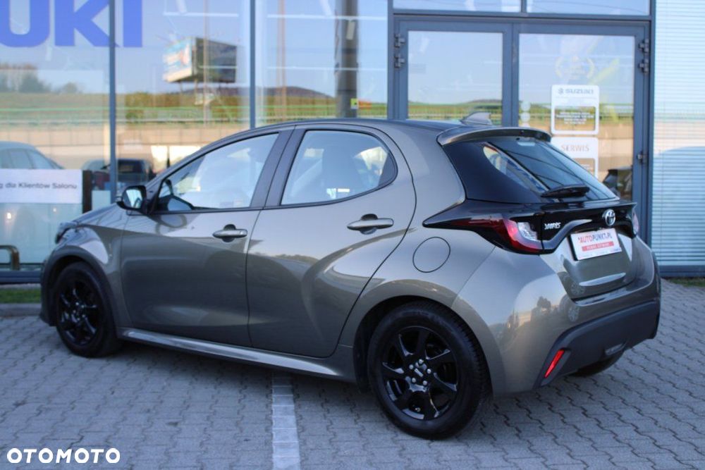 Toyota Yaris - 6