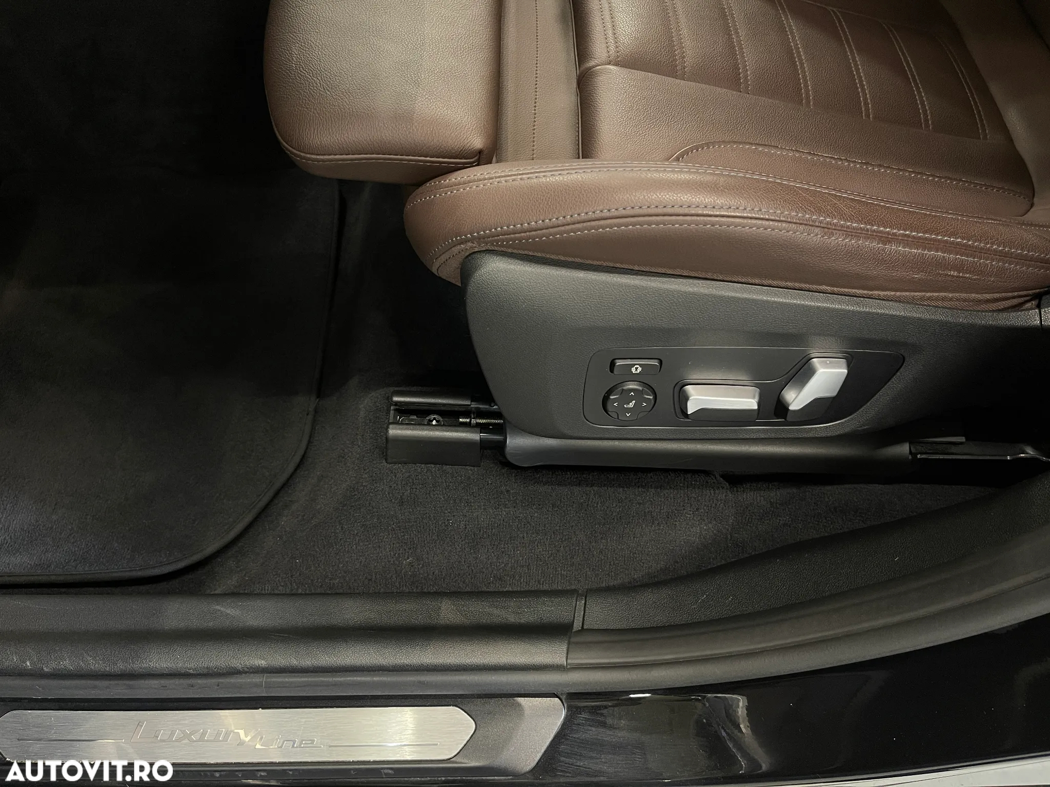 BMW X3 xDrive20d AT Luxury Line - 31
