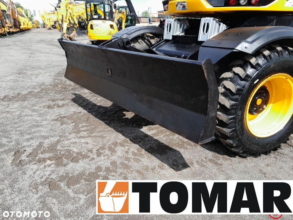 JCB HYDRADIG 110W - 18
