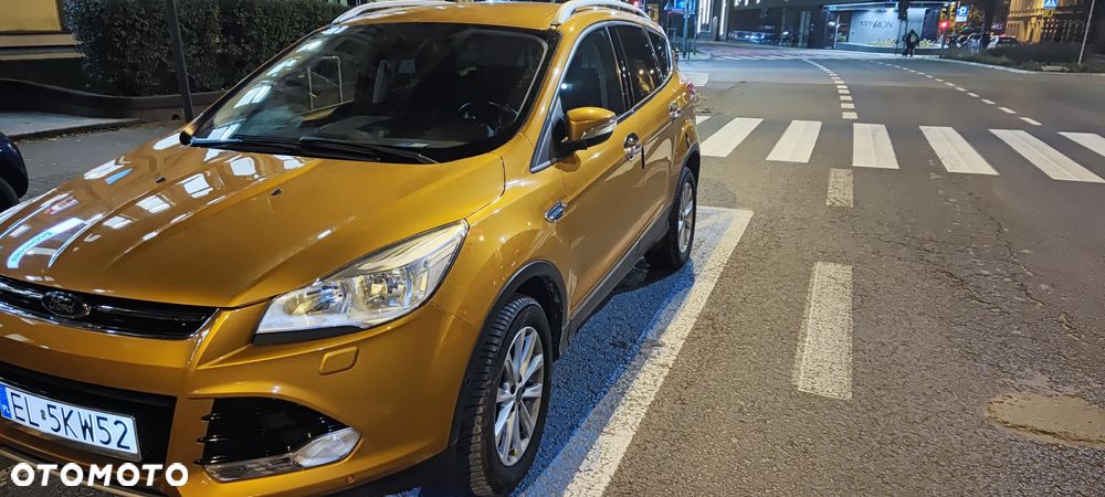 Ford Kuga 1.5 EcoBoost 2x4 Titanium - 2