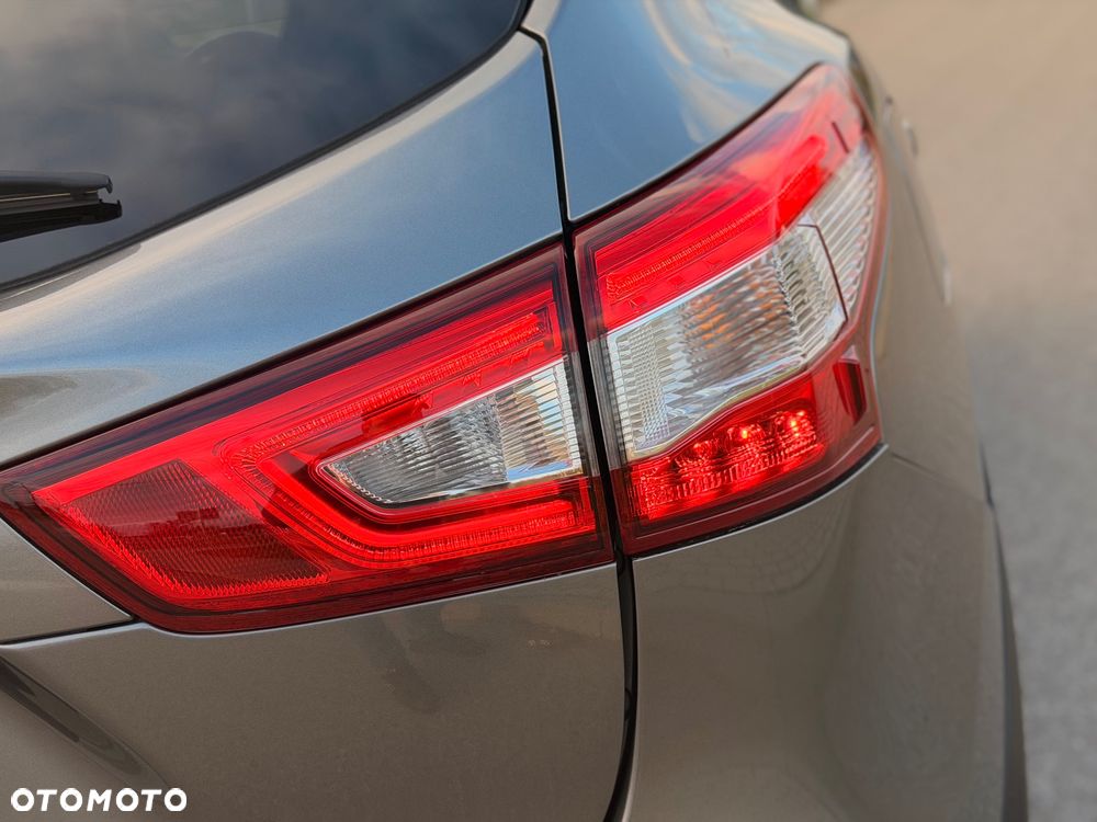 Nissan Qashqai 1.6 DCi Tekna+ - 7