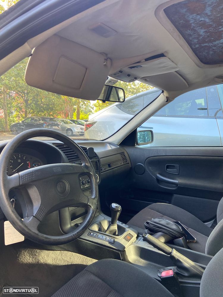 BMW 316 i Exclusive - 4