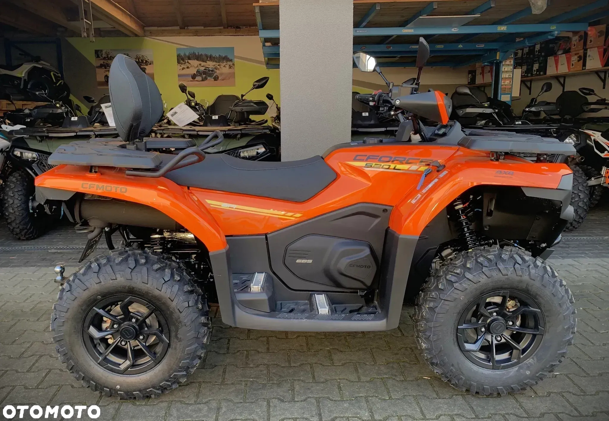 CFMoto CForce - 10