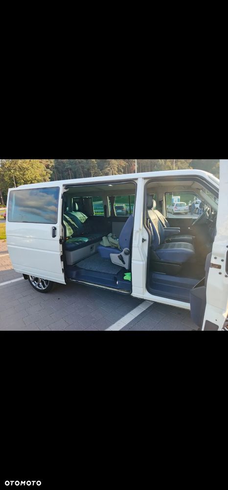 Volkswagen Multivan - 6