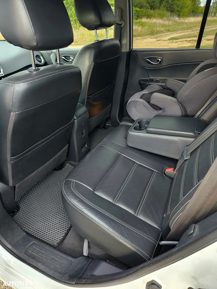 Renault Koleos 2.0 dCI 4X4 Privilege - 8