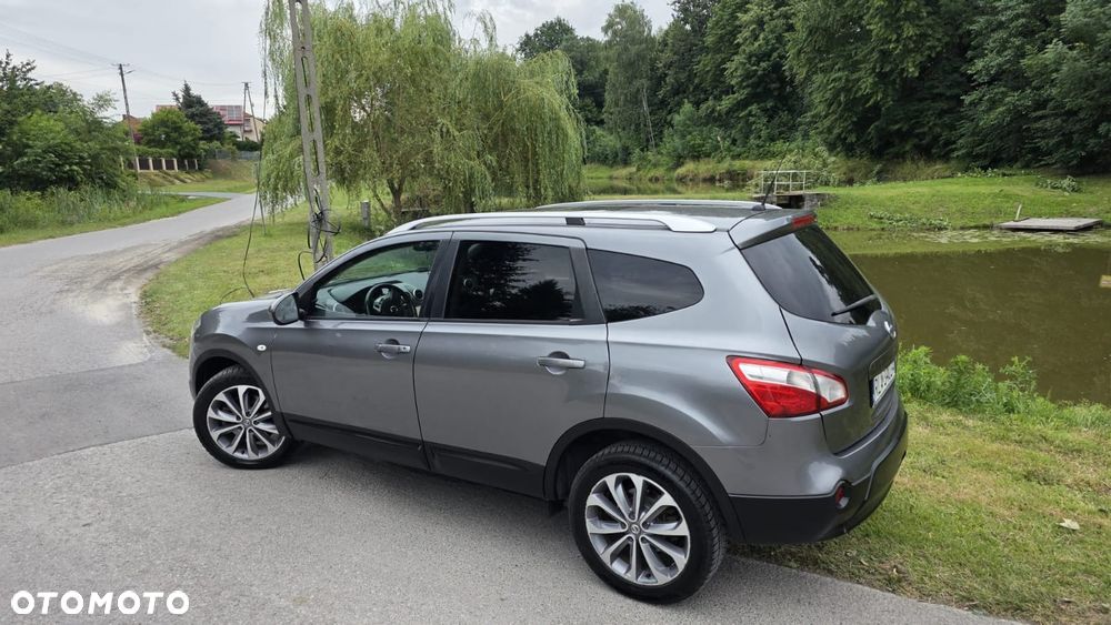 Nissan Qashqai+2 - 2