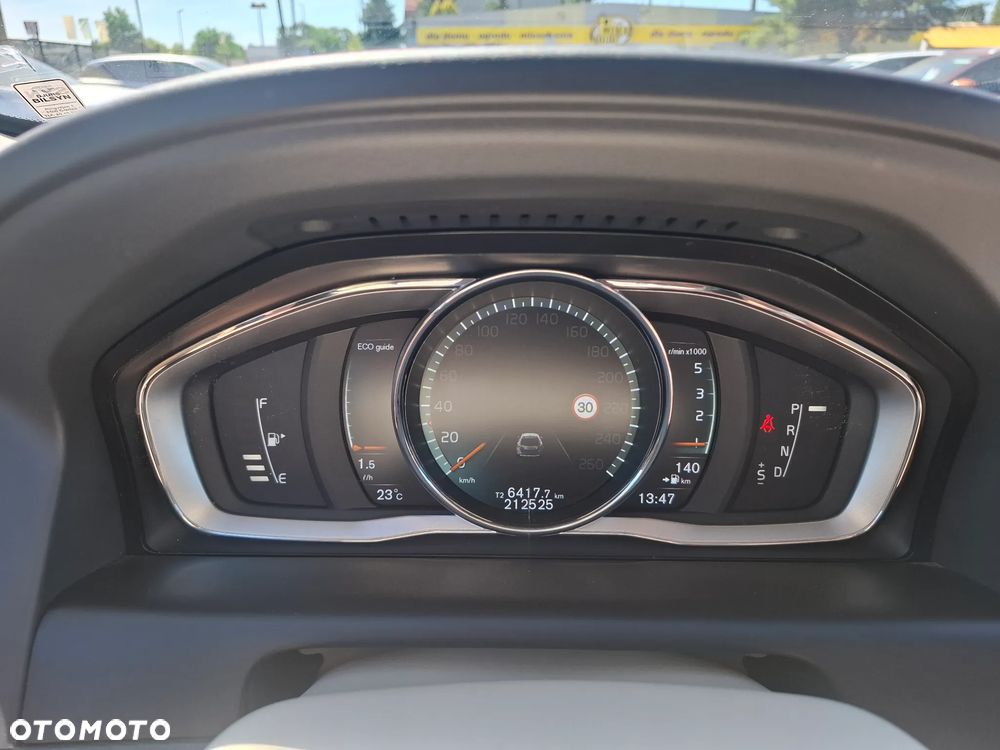 Volvo XC 60 D4 Geartronic Kinetic - 19
