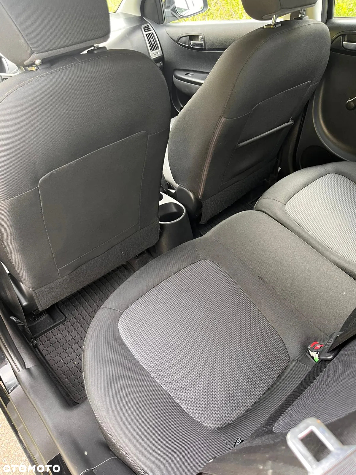 Hyundai i20 blue 1.2 YES Silver - 16
