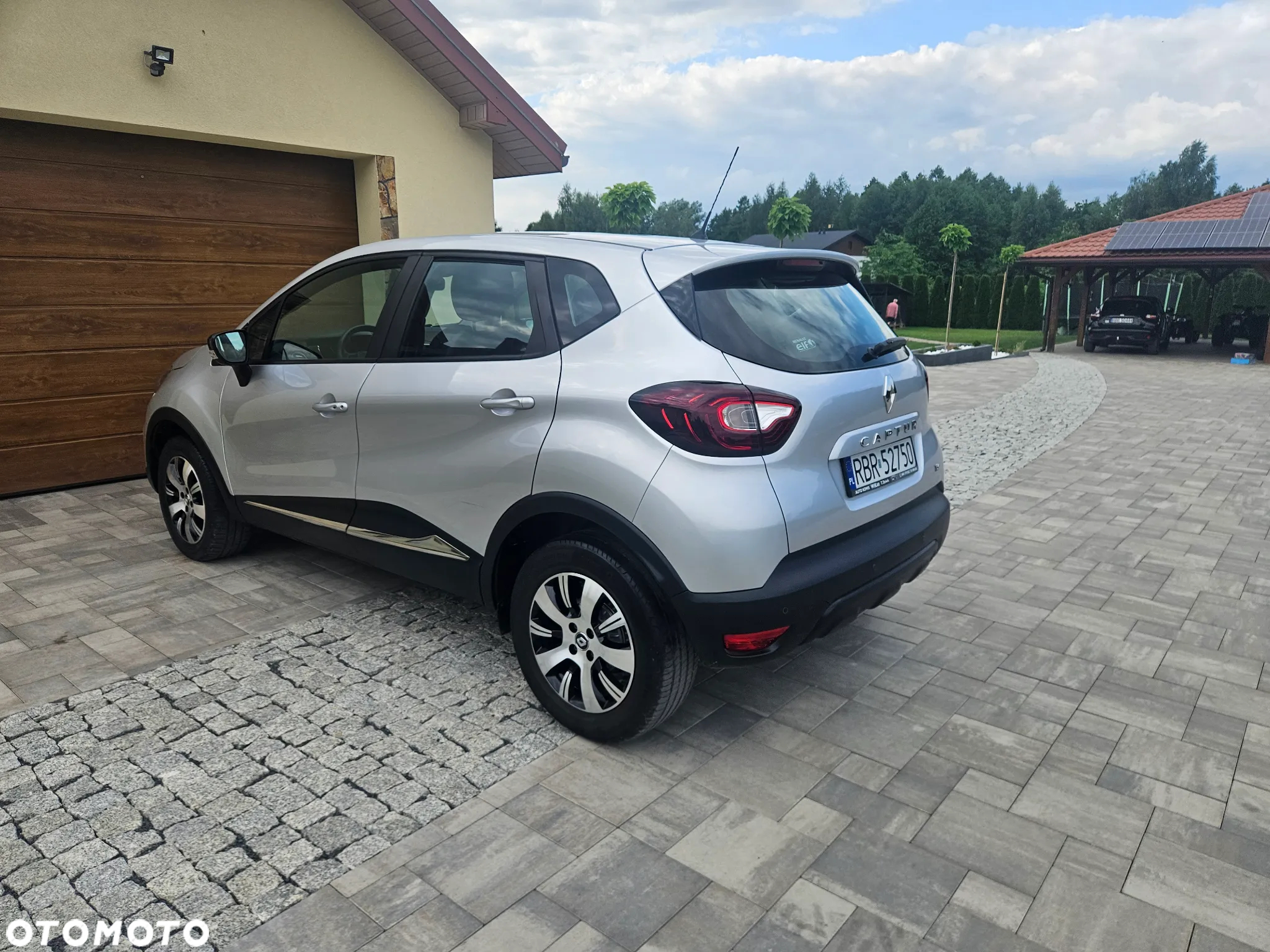 Renault Captur (ENERGY) TCe 90 BOSE EDITION - 23