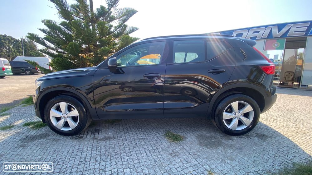 Volvo XC 40 1.5 T2 Momentum Plus - 13
