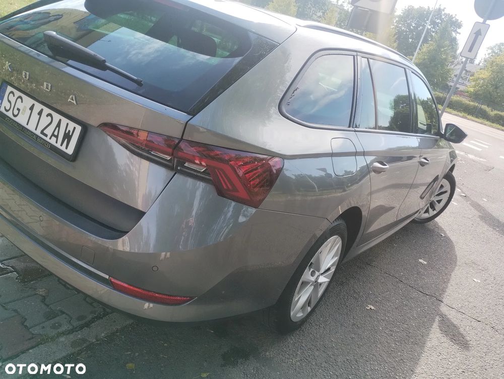 Skoda Octavia 2.0 TDI Ambition DSG - 6