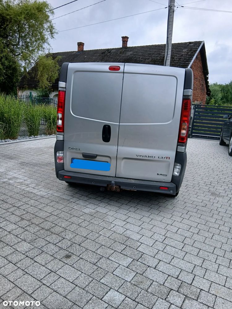 Opel Vivaro - 5