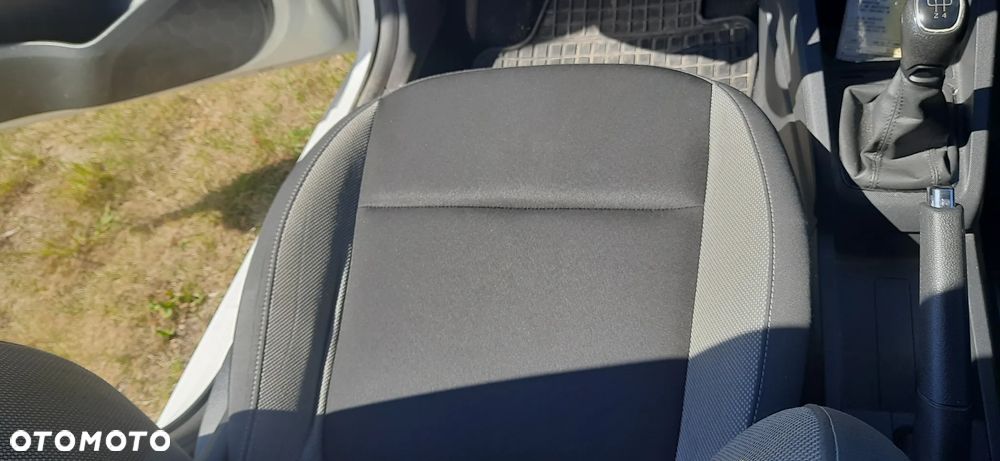 Skoda Fabia 1.0 TSI Active - 29
