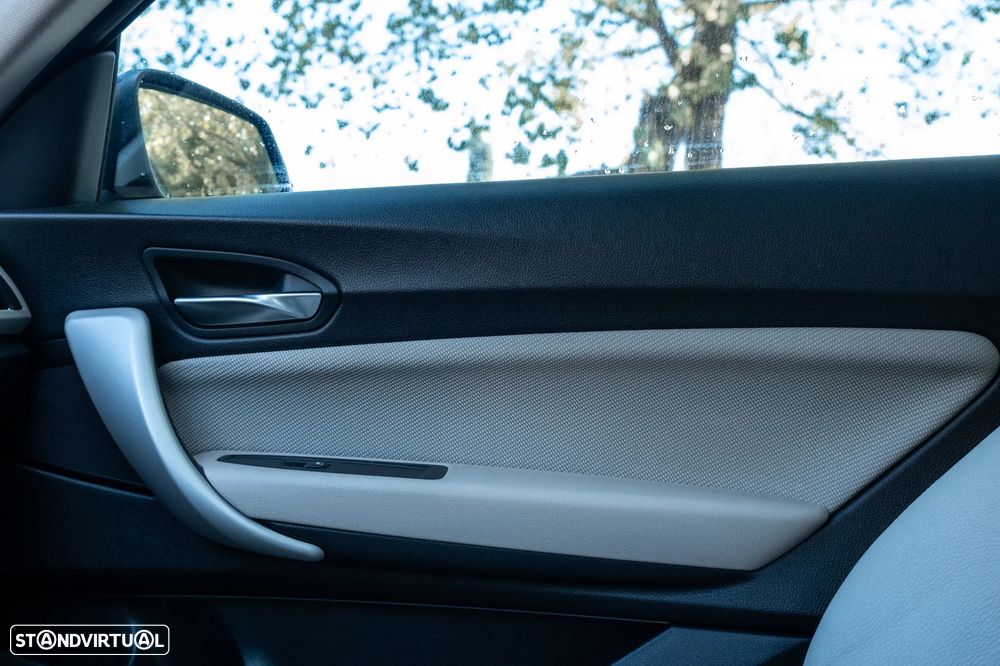 BMW 218 d Luxury Line - 10