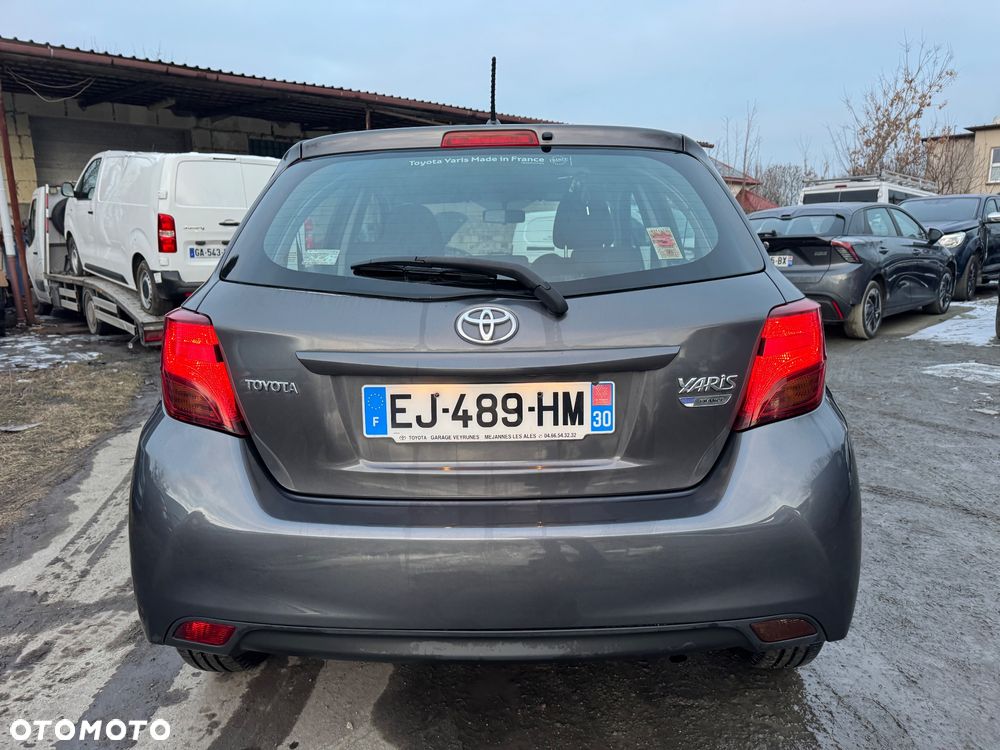 Toyota Yaris - 27