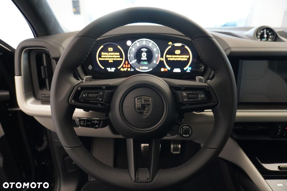 Porsche Cayenne - 23