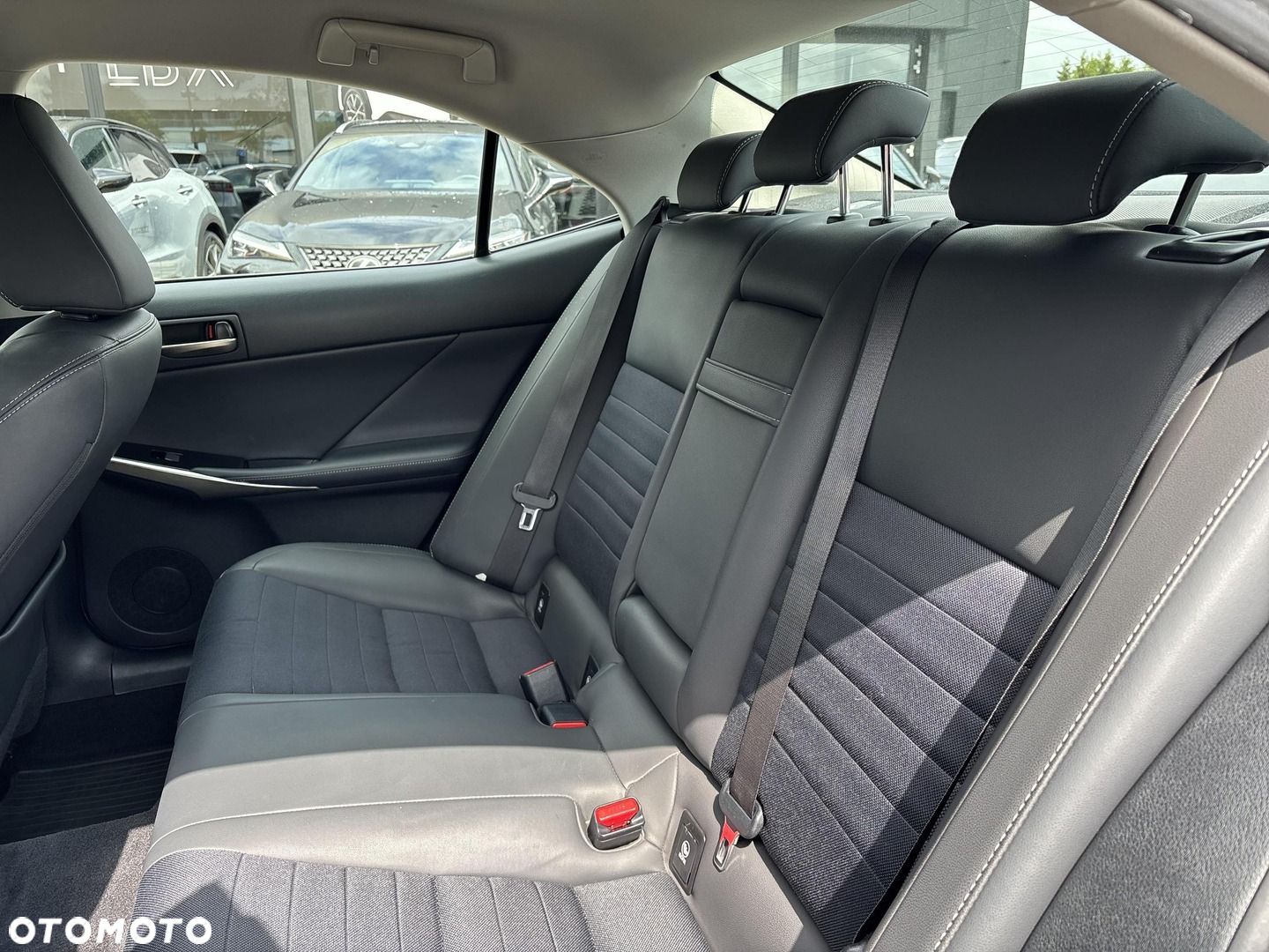Lexus IS - 22