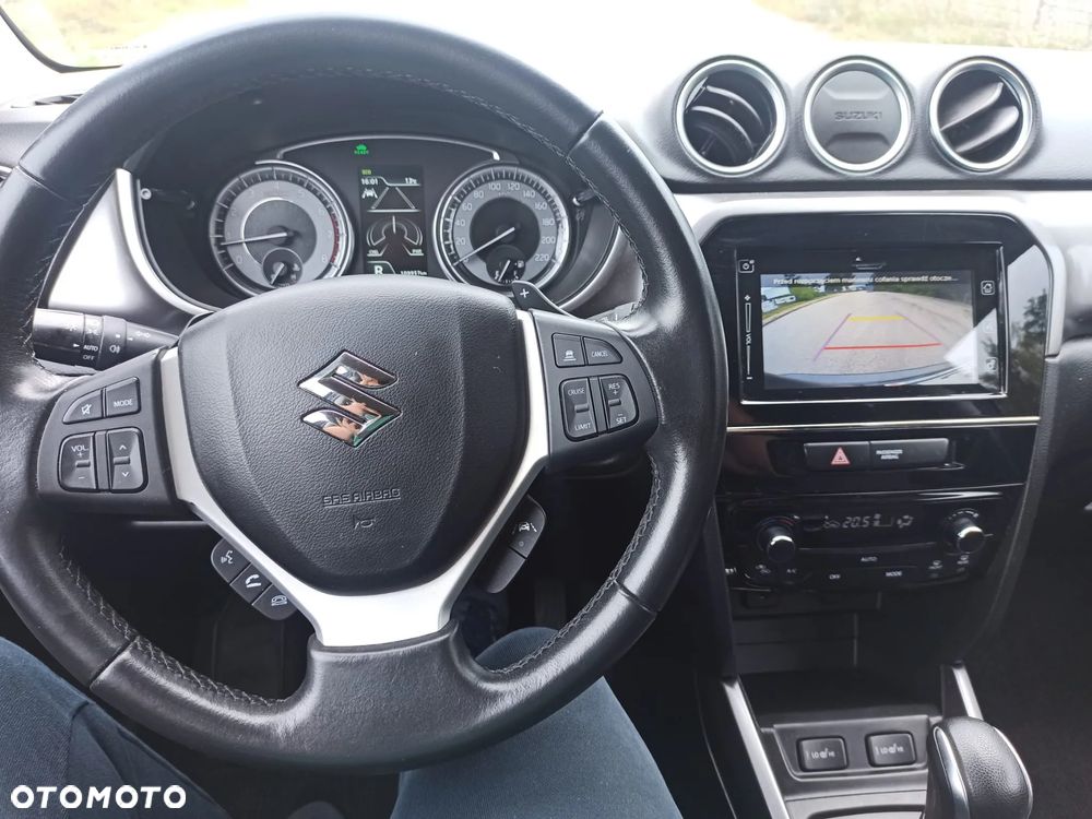 Suzuki Vitara - 8