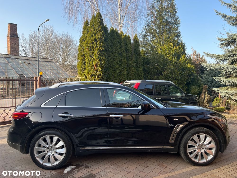 Infiniti QX70 3.0d S Premium - 11