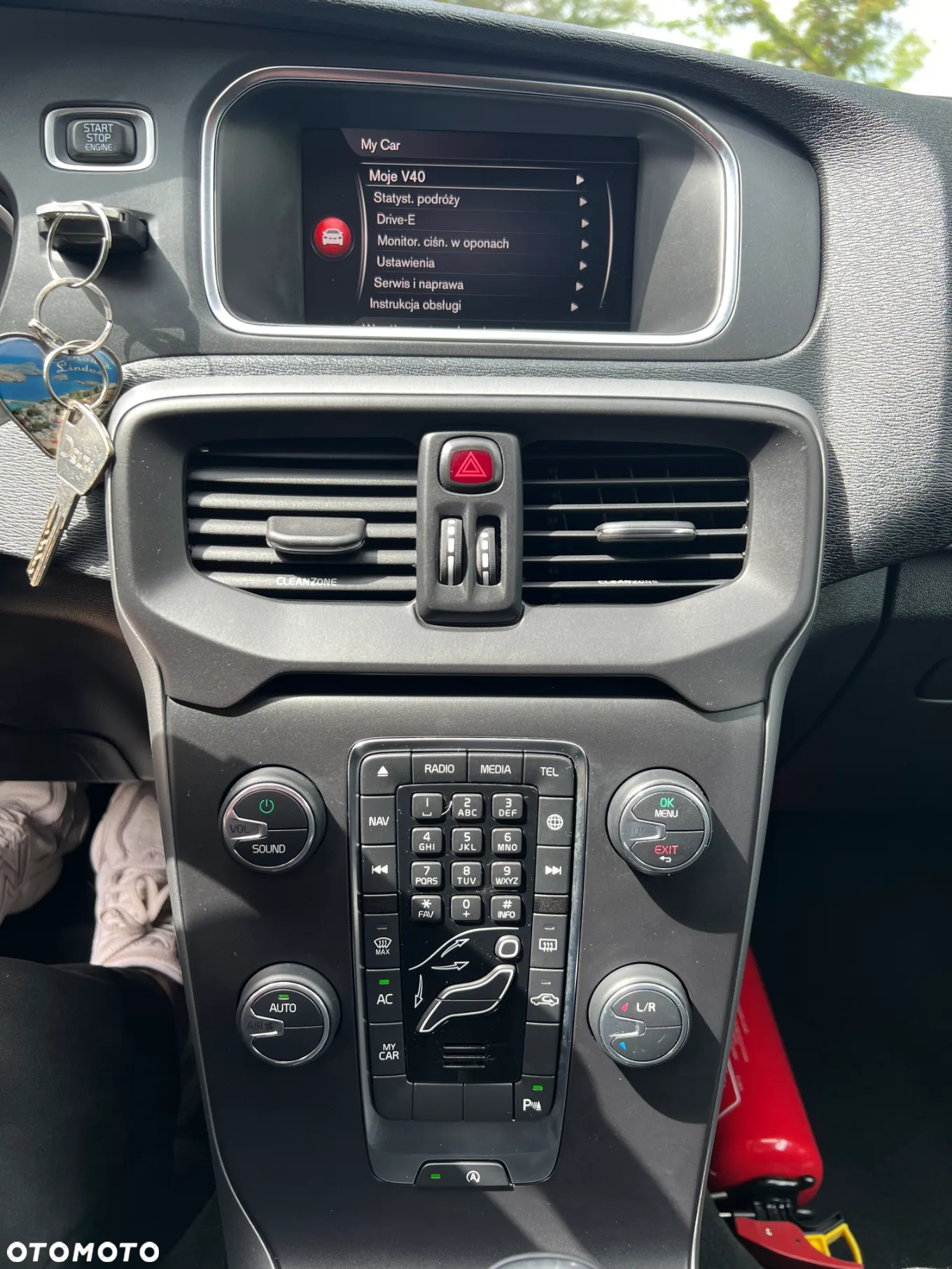 Volvo V40 D2 - 13