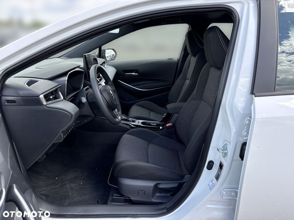 Toyota Corolla 1.8 Hybrid Comfort - 13