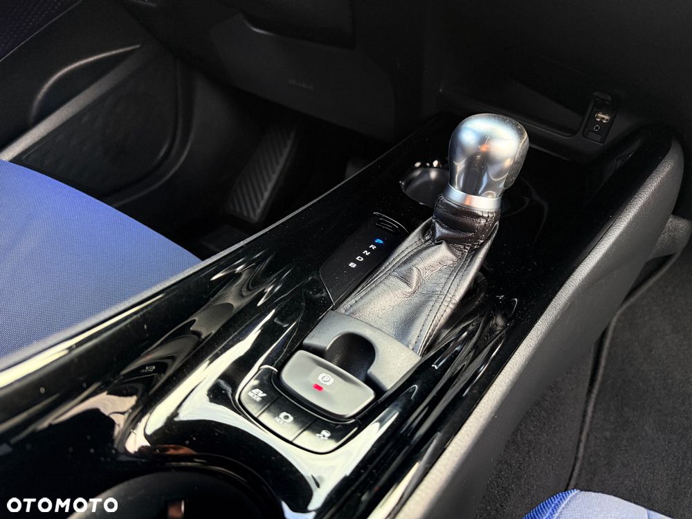 Toyota C-HR Business-Edition - 14