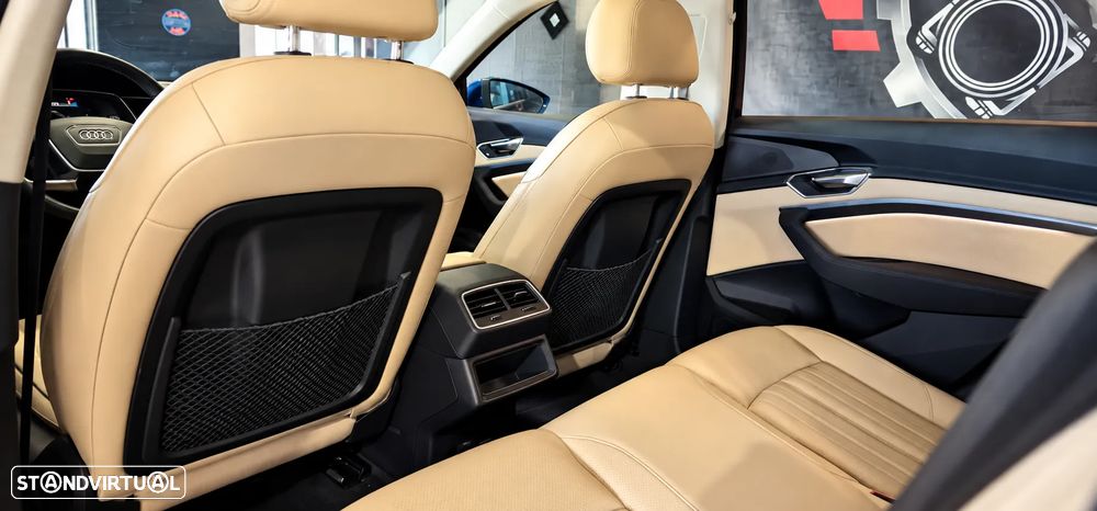 Audi e-tron 50 quattro Advanced - 42