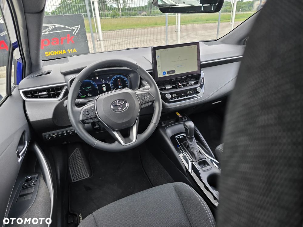 Toyota Corolla 1.8 Hybrid Comfort - 24