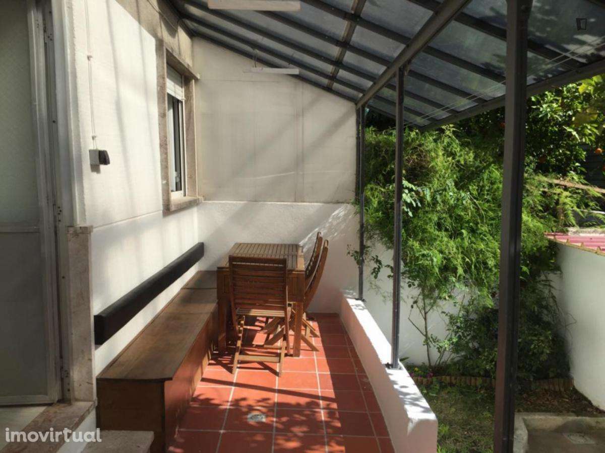 Apartamento com 2 quartos - localizado em Entrecampos Lisbon - Grande imagem: 2/6