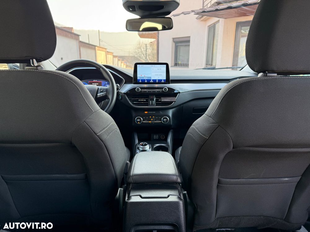 Ford Kuga 2.5 Duratec FHEV TITANIUM - 11