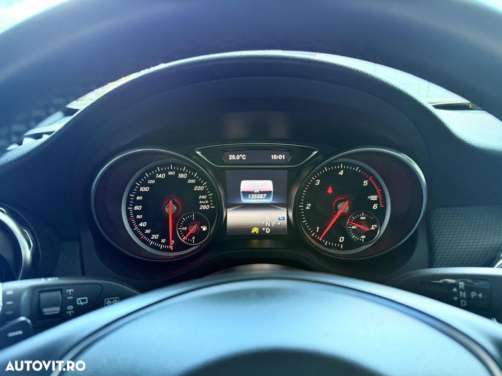 Mercedes-Benz GLA 200 d 4MATIC Aut. - 17