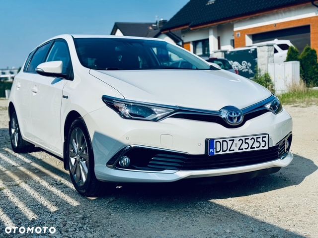 Toyota Auris 1.8 HSD Prestige NAVI - 2