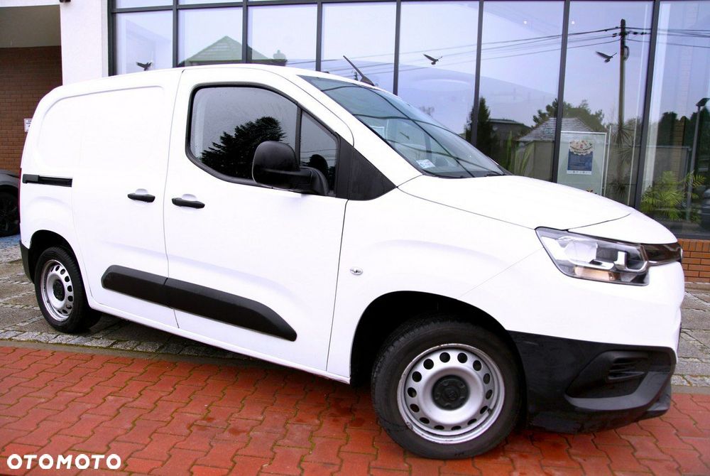 Toyota Proace City - 31