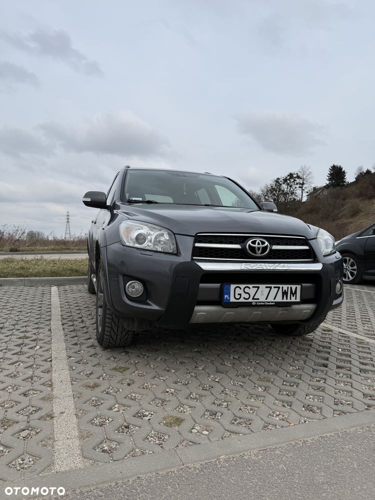 Toyota RAV4 2.2 D-CAT X - 1