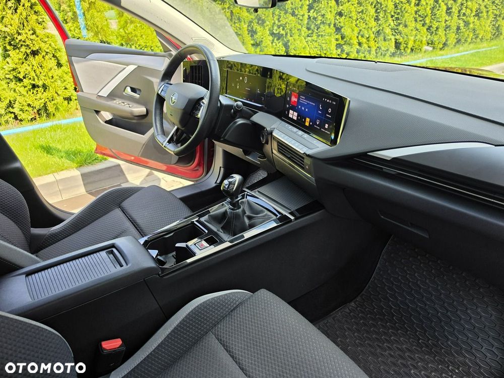 Opel Astra 1.2 Turbo Enjoy - 20