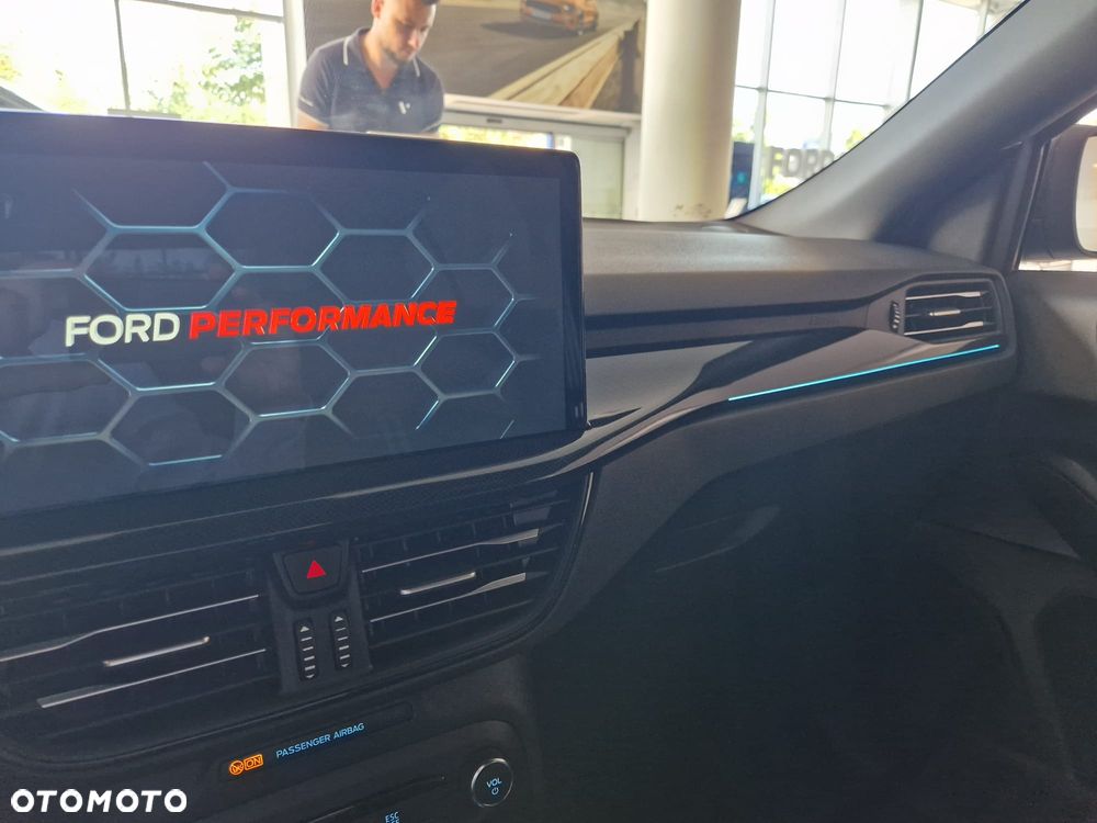 Ford Focus 2.3 EcoBoost ST X - 21
