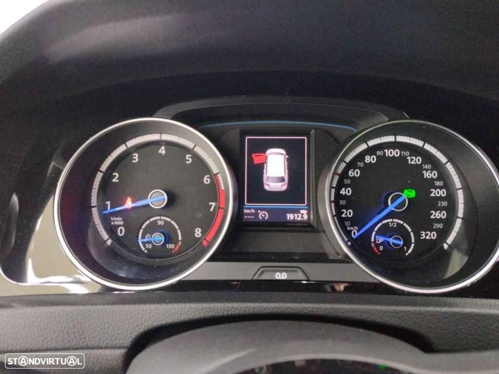 VW Golf Variant R 4Motion (BlueMotion ) DSG - 5