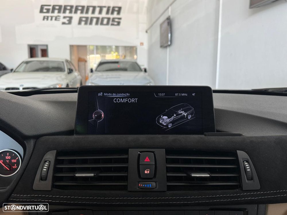 BMW 320 d Auto Pack M - 38