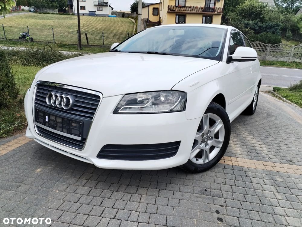Audi A3 3-drzwiowe 1.6 Ambiente - 29