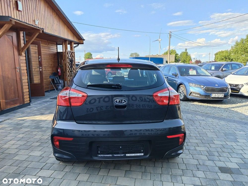 Kia Rio 1.2 Attract - 6