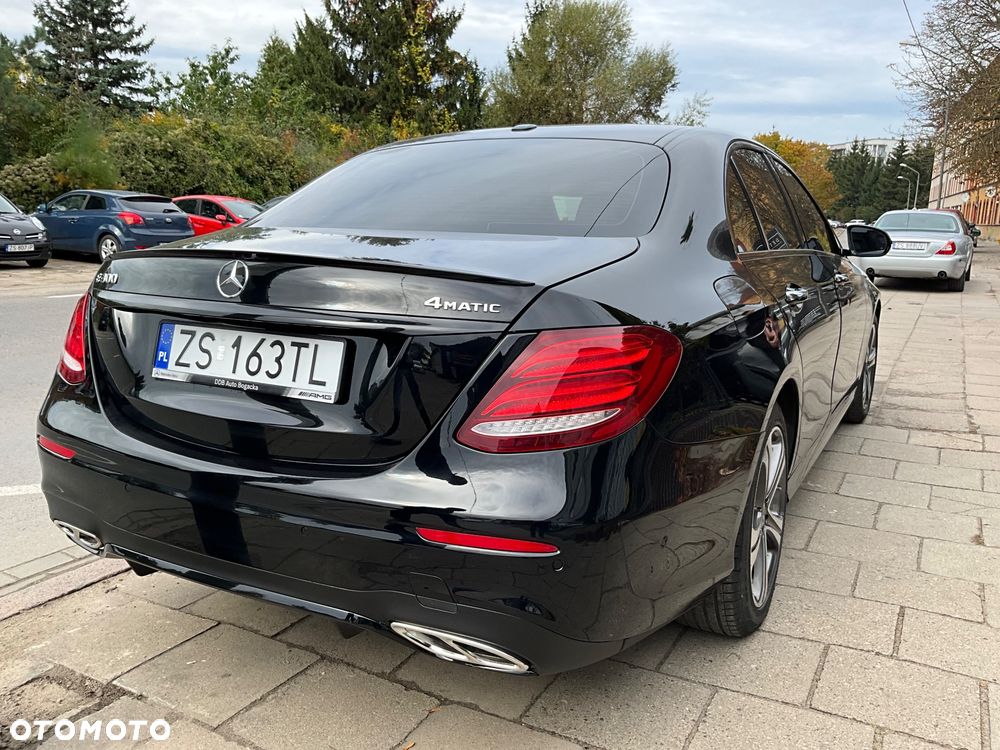 Mercedes-Benz Klasa E 300 9G-TRONIC - 3