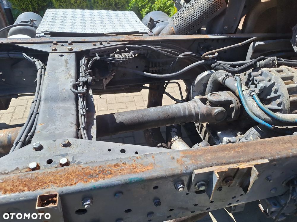 Mercedes-Benz SK 1824 - 27