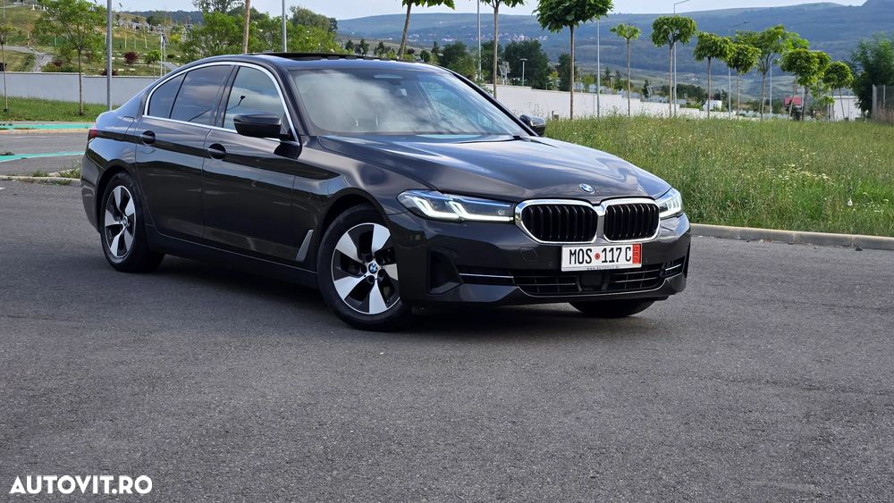 BMW Seria 5 520d AT MHEV - 1