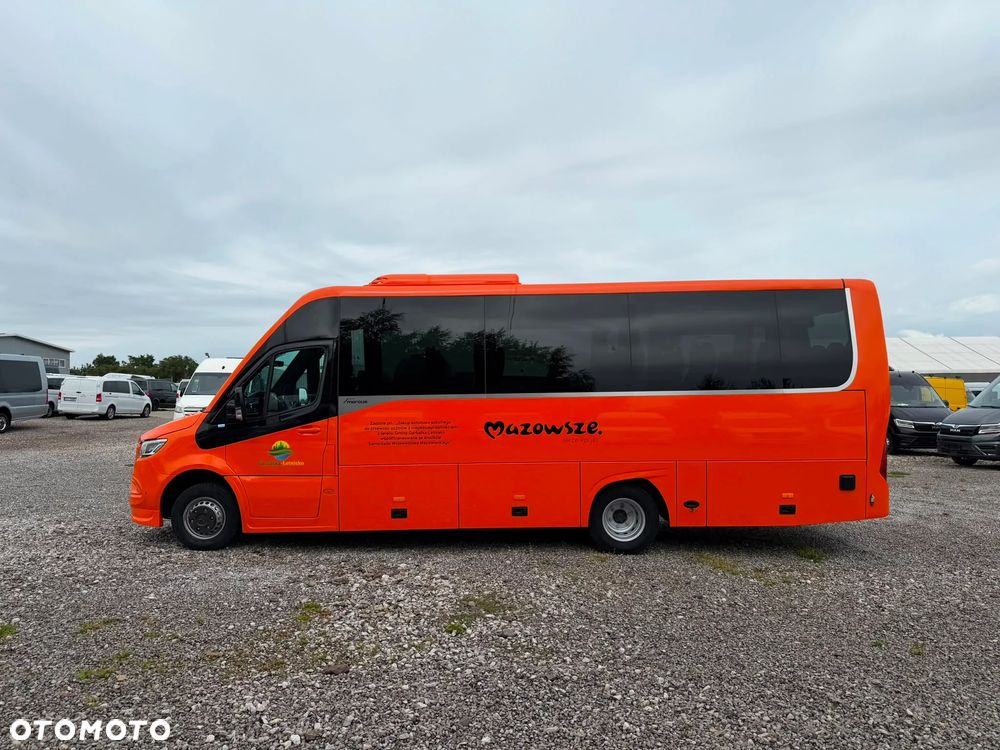 Mercedes-Benz Sprinter 519 - 11