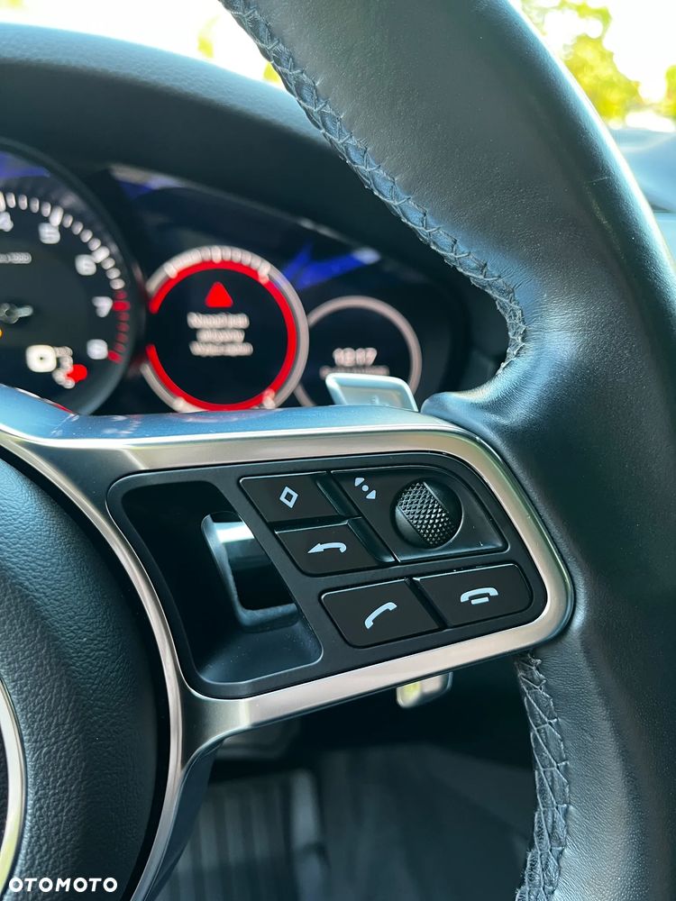 Porsche Cayenne - 37
