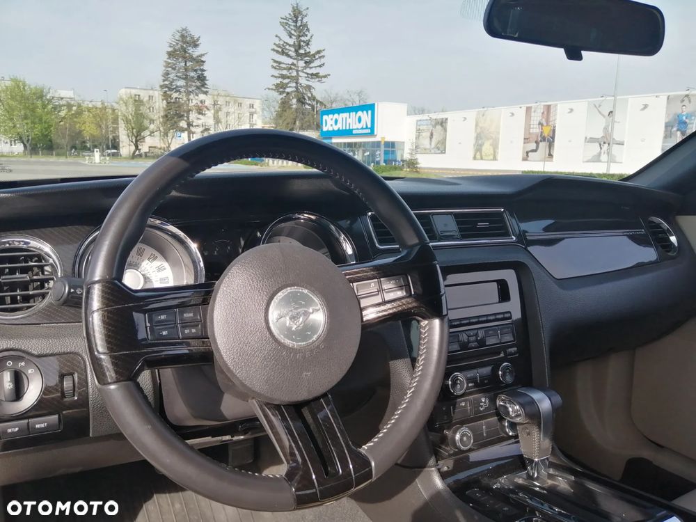 Ford Mustang 3.7 V6 - 11