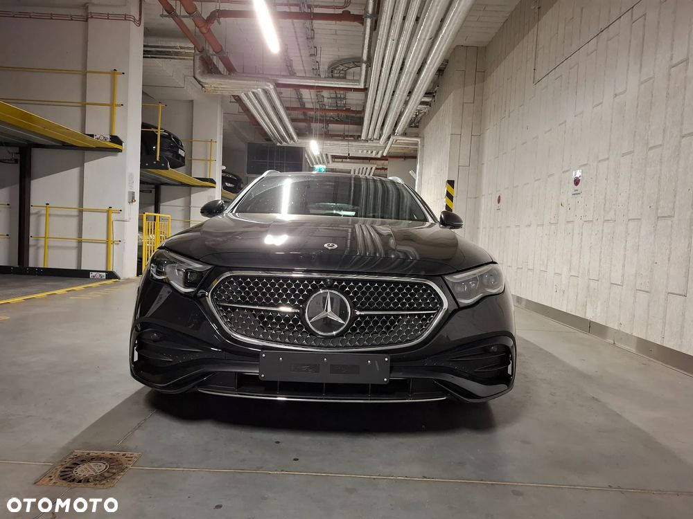 Mercedes-Benz Klasa E 200 9G-TRONIC Edition AMG Line - 33