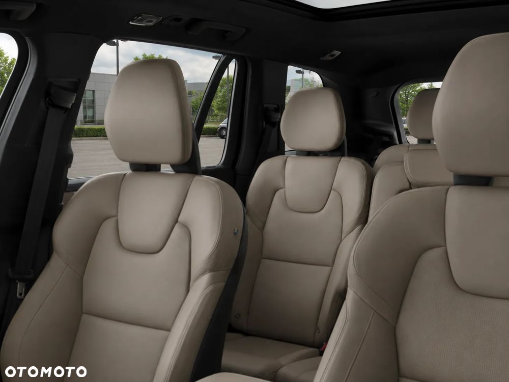 Volvo XC 90 T8 AWD Plug-In Hybrid Ultra Dark 7os - 6