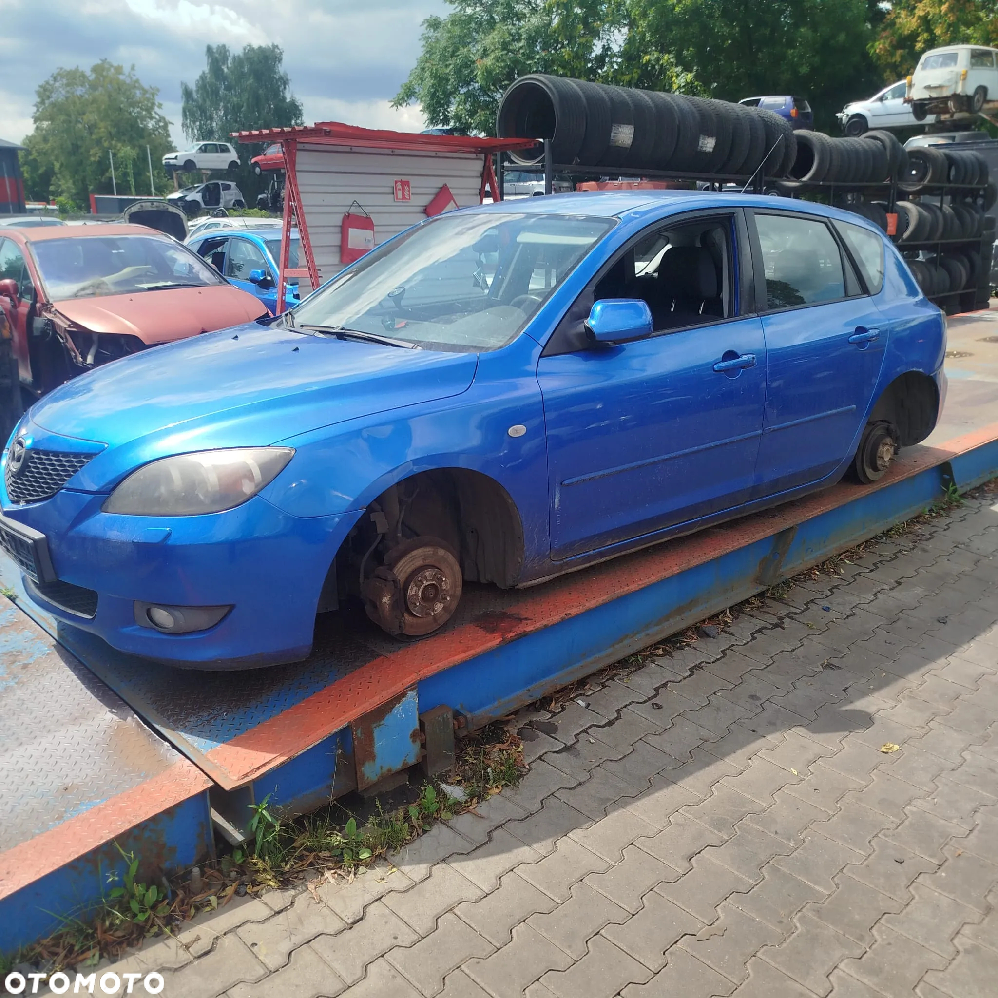 Mazda 3 na części. - 3