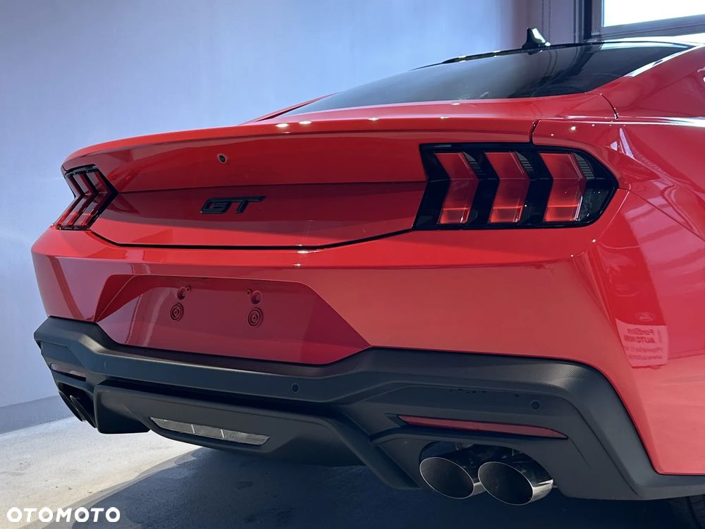 Ford Mustang - 9